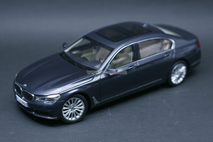 1:18 1:18 BMW 750LI  Sophisto gray 딜러버젼 7시리즈 다이캐스트 모형자동차