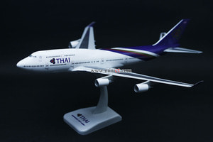 1:200 모형비행기 미니어처 키덜트 수집 THAI 747-400 2247GR
