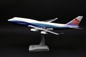 1:200 모형비행기 미니어처 키덜트 수집 CHINA AIRLINES 747-400 DREAMLINER