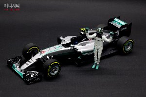 1:18 Mercedes F1 W07 Hybrid #6 World Champion formula 1 2016
