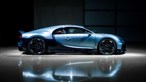 MR 1:18 Bugatti Chiron Profilée Argent Atlantique / Blue Royal
